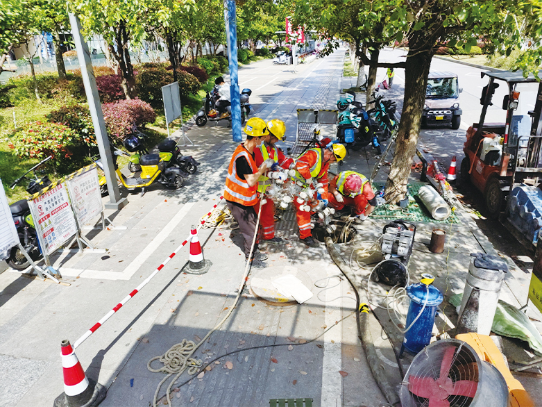  朝阳UV-CIPP紫外光固化修复